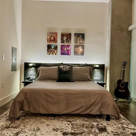 Luxury 2 Story Apartment By Convention Center & Petco Park